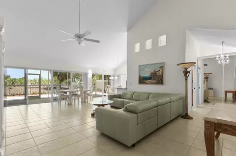 Living - 327 Ridge Rd, Jupiter, FL 33477 photo 1 of 2