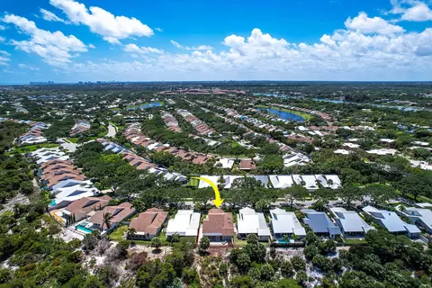 View/Area - 327 Ridge Rd, Jupiter, FL 33477 photo 7 of 15