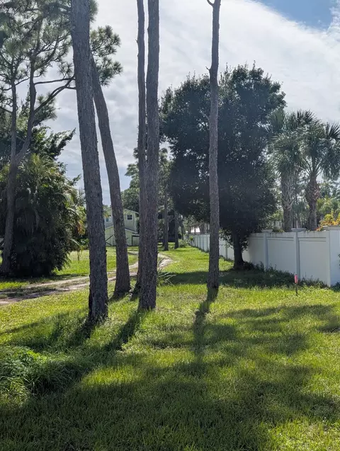 1500 SE Cove Rd, Stuart, FL 34997 photo 23
