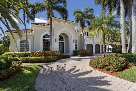 920 Hyacinth Dr, Delray Beach, FL 33483