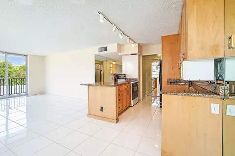 2121 N Ocean Blvd #302E, Boca Raton, FL 33431