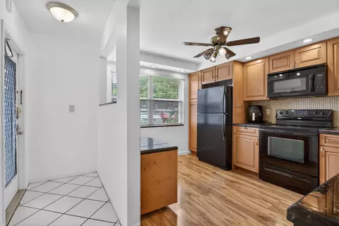 2201 Lucaya Bnd #A1, Coconut Creek, FL 33066