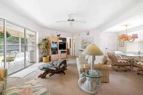 Living - 3236 SE Aster Ln #M226, Stuart, FL 34994 photo 3 of 4