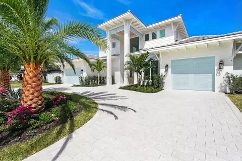 Exterior - 192 River Dr, Jupiter, FL 33469 photo 2 of 9