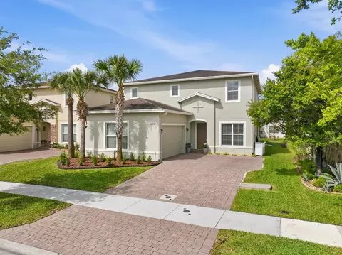 1416 NW Leonardo Cir, Port Saint Lucie, FL 34986