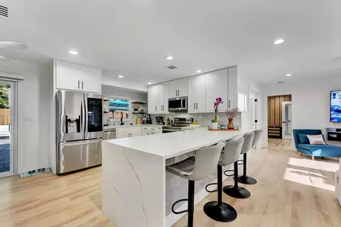 707 W Boulevard Chatelaine, Delray Beach, FL 33445