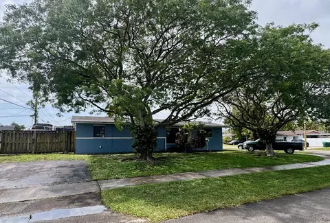 10060 SW 214th St, Cutler Bay, FL 33189