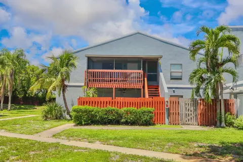 34 Crossings Cir #F, Boynton Beach, FL 33435