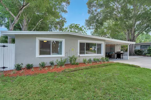 1555 Shirley Pl, Largo, FL 33770