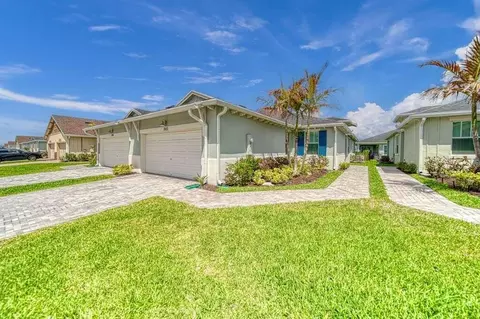 1920 SE Crosswood Way, Port Saint Lucie, FL 34984