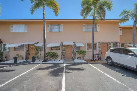 450 SE 7th St #261, Dania Beach, FL 33004