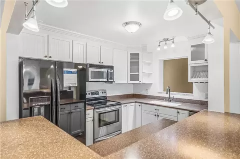 1202 SE Madison Ave, Stuart, FL 34996 photo 4