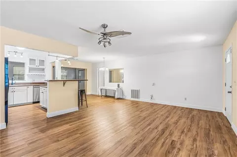 1202 SE Madison Ave, Stuart, FL 34996 photo 8