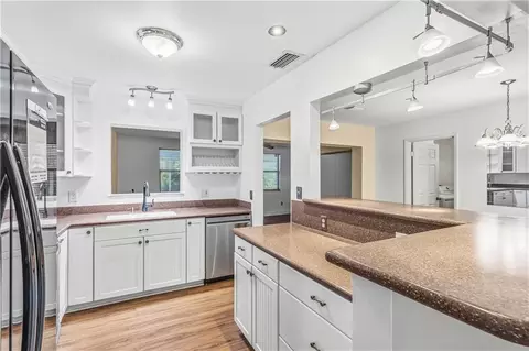1202 SE Madison Ave, Stuart, FL 34996 photo 9