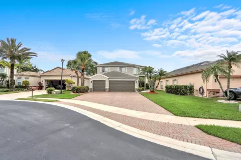 5690 Saddle Trail Ln, Lake Worth, FL 33449