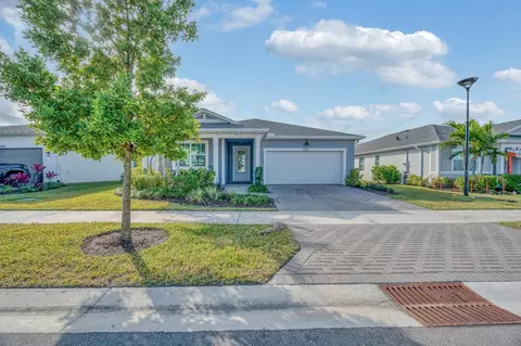 10142 SW Orana Dr, Port Saint Lucie, FL 34987