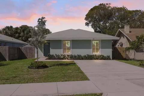 3121 Pinewood Ave, West Palm Beach, FL 33407