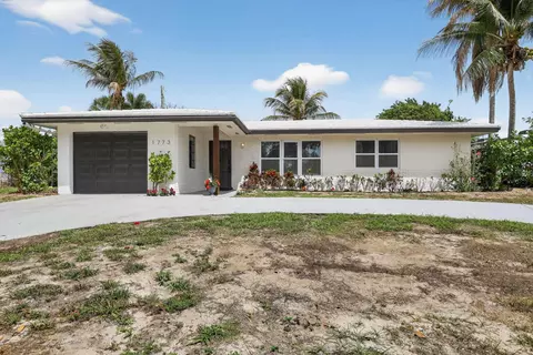 1773 Ocala Rd, North Palm Beach, FL 33408