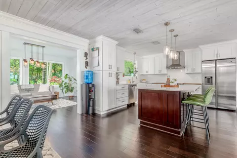 Kitchen - 547 SW Riverview St, Stuart, FL 34994 photo 1 of 5