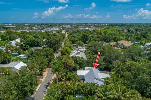 View/Area - 547 SW Riverview St, Stuart, FL 34994 photo 4 of 7