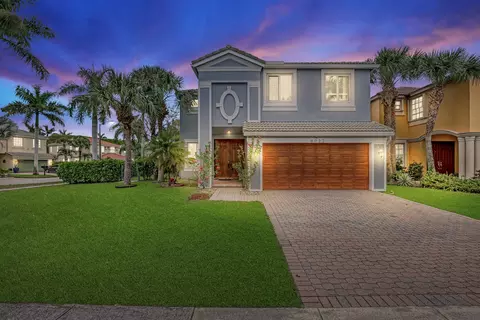 9022 Dupont Pl, Wellington, FL 33414