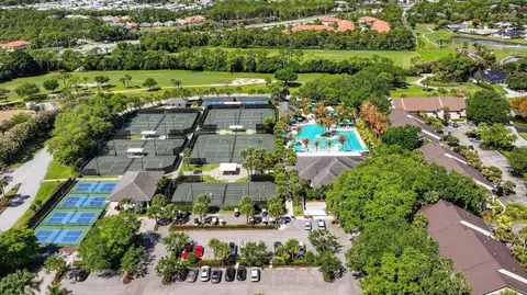 View/Area - 6151 SE Winged Foot Dr, Stuart, FL 34997 photo 4 of 5