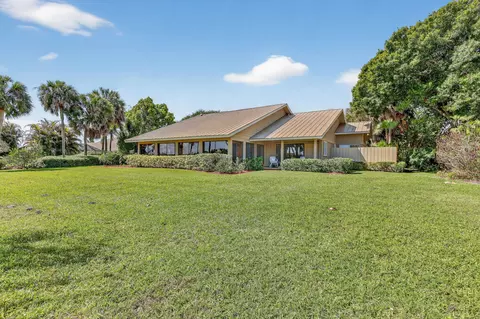 Exterior - 6151 SE Winged Foot Dr, Stuart, FL 34997 photo 3 of 12