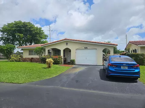4460 NW 13th Ave, Pompano Beach, FL 33064
