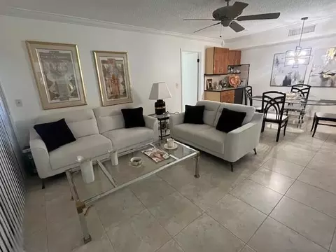 27 Capri #A, Delray Beach, FL 33484 photo 12