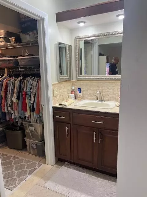 27 Capri #A, Delray Beach, FL 33484 photo 18