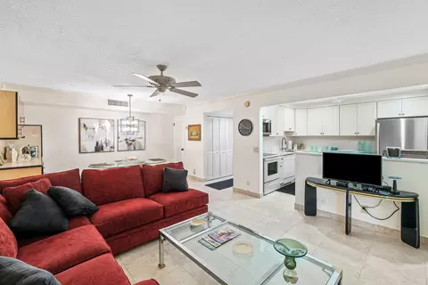27 Capri #A, Delray Beach, FL 33484 photo 39