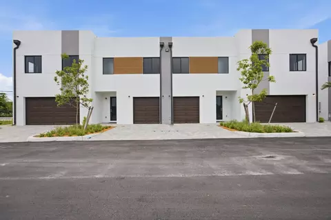 1546 NW 1st Ave, Pompano Beach, FL 33060