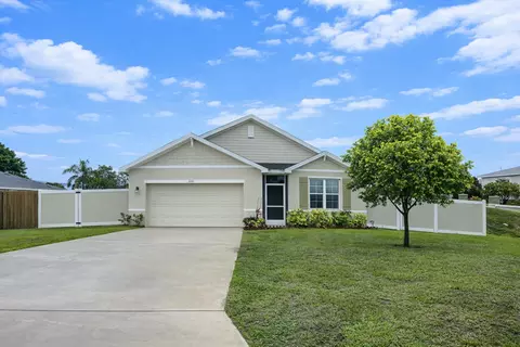 1040 SW Canary Ter, Port Saint Lucie, FL 34953
