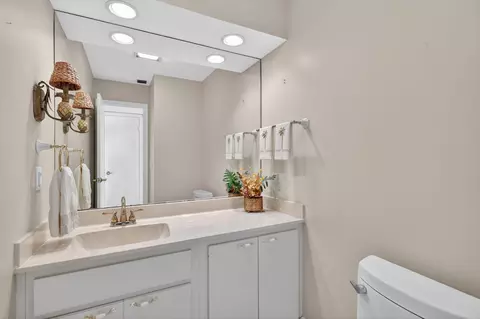 Bath - 5422 SE Meredith Ter, Stuart, FL 34997 photo 1 of 5
