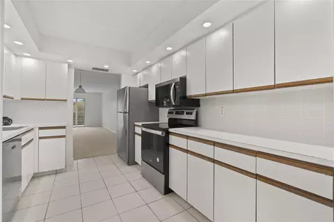 1801 Eleuthera Pt #J3, Coconut Creek, FL 33066