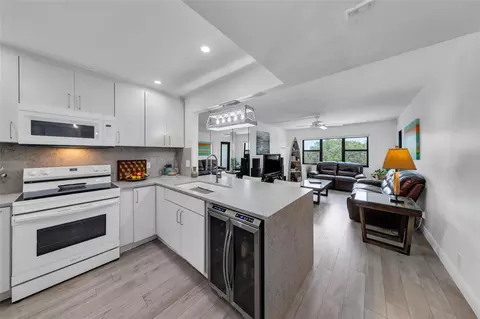 900 River Reach Dr #518, Fort Lauderdale, FL 33315