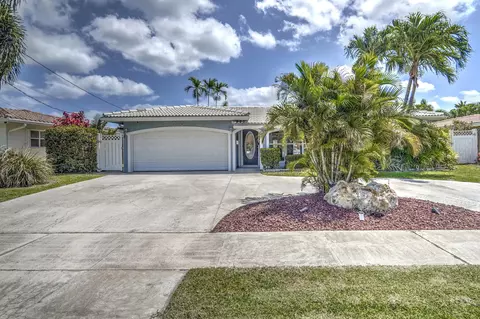 270 SE 3rd Ave, Pompano Beach, FL 33060