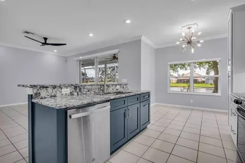 Kitchen - 4732 SE Mizner Pl, Stuart, FL 34997 photo 1 of 3
