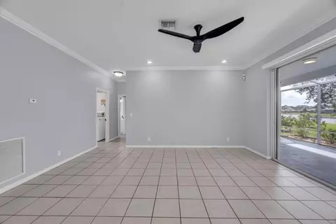 Living - 4732 SE Mizner Pl, Stuart, FL 34997 photo 3 of 4