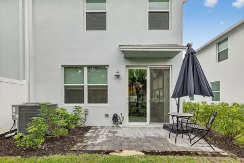 5672 SEdgewater Cir, Stuart, FL 34997 photo 25