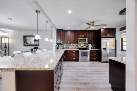 11291 Aspen Glen Dr #202, Boynton Beach, FL 33437