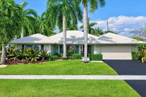 1361 SW Sugar Plum Dr, Boca Raton, FL 33486