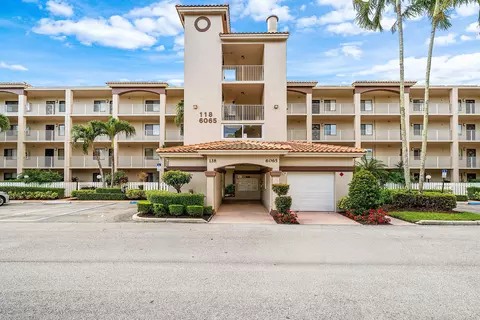 6065 Pointe Regal Cir, Delray Beach, FL 33484