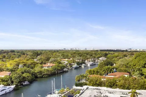 90 Edgewater Dr #PH23, Coral Gables, FL 33133