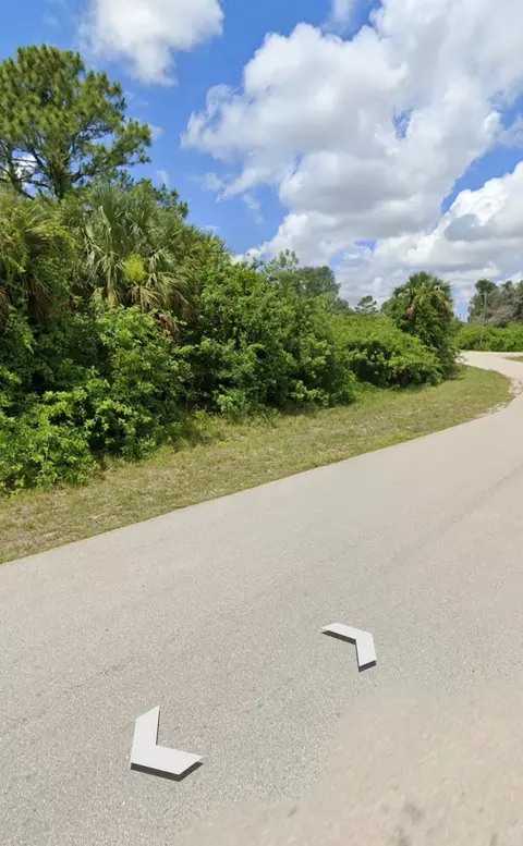 1798 Mayberry Dr, Lehigh Acres, FL 33972