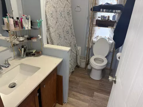 Bath - 7733 SE Fork River Dr, Stuart, FL 34997 photo 1 of 3