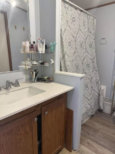 Bath - 7733 SE Fork River Dr, Stuart, FL 34997 photo 2 of 3