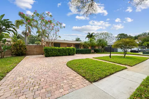 5018 SW 91st Ter, Cooper City, FL 33328