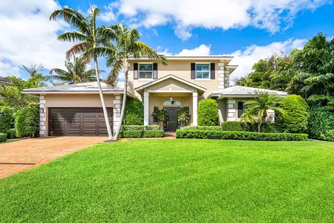 33 Spanish River Dr, Ocean Ridge, FL 33435