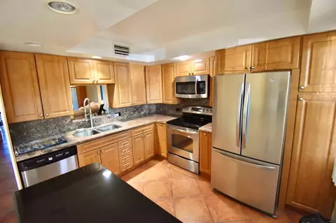 4301 Martinique Cir #K1, Coconut Creek, FL 33066